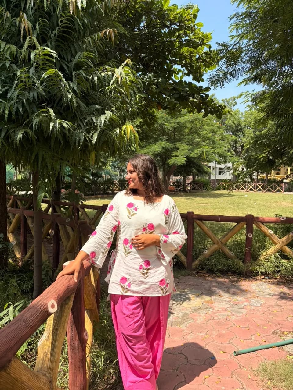 Pink Bloom Farshi Set